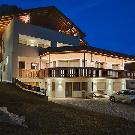 Residence Armonia Колфоско Екстериор снимка